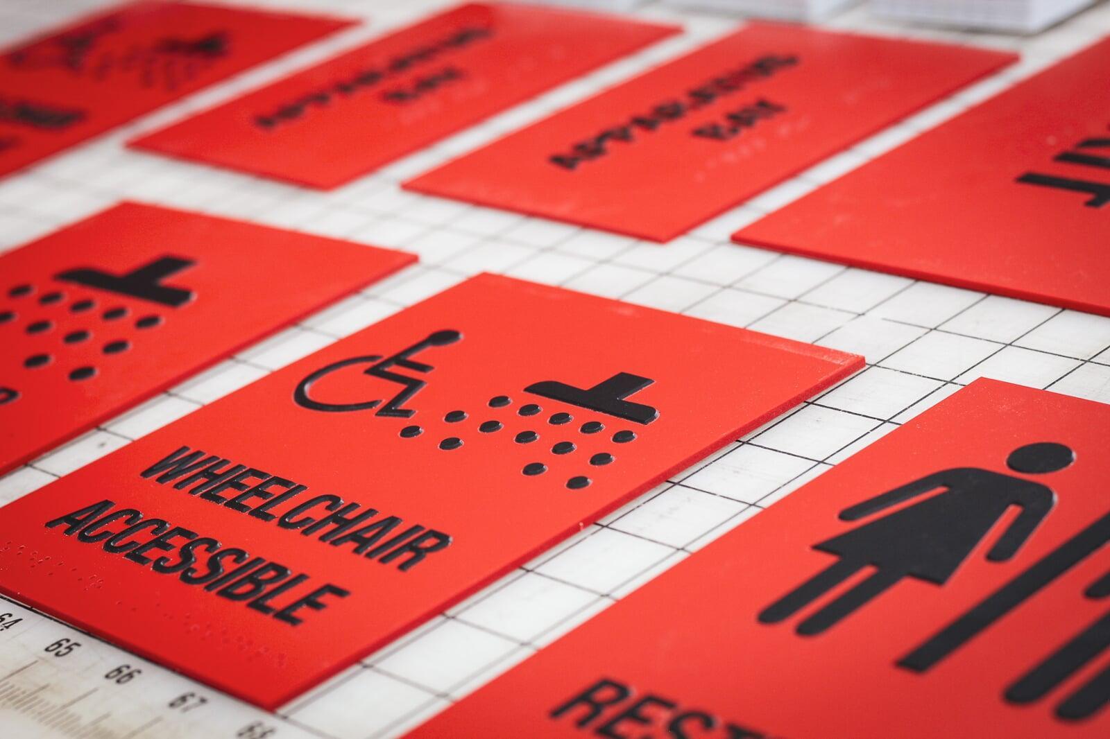 Example of custom printed fence slats installed on baseball field chain link fence